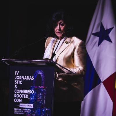 12 Dona Esperanza Casteleiro Secretaria De Estado Directora Del Cni Y Ccn