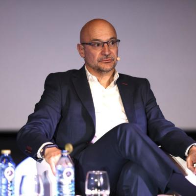 17 Roberto Espina