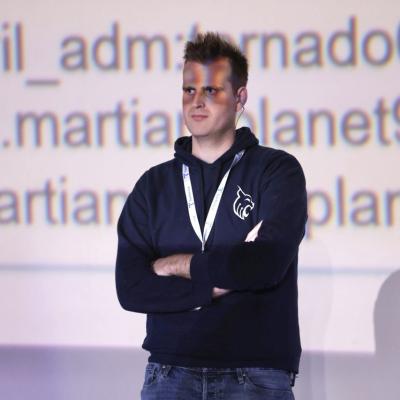 20 Axel Losantos