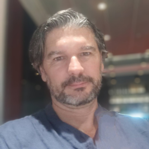 Jesús Damián Angosto Iglesias